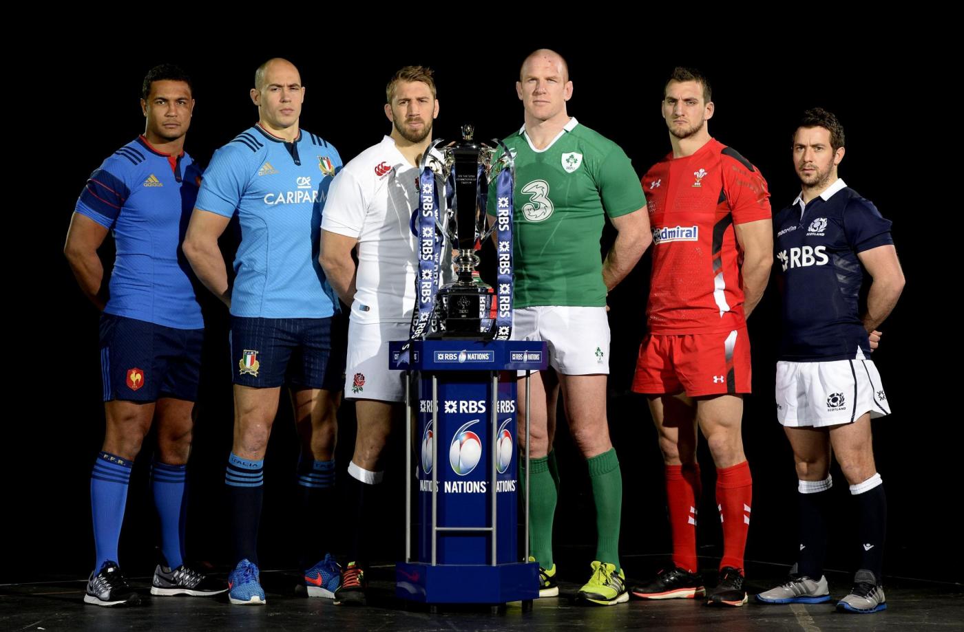 Ireland captain Paul O'Connell (third right), France captain Thierry Dusautoir (left), England captain Chris Robshaw (third left), Italy captain Sergio Parisse (second left), Wales captain Sam Warburton (second right) and Scotland captain Greig Laidlaw (right) pose with the new 6 Nations trophy during the RBS Six Nations Launch at the Hurlingham Club, London. PRESS ASSOCIATION Photo. Picture date: Wednesday January 28, 2015. See PA story RUGBYU Six Nations. Photo credit should read: Andrew Matthews/PA Wire