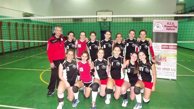 LA PRIMA DIVISIONE FEMMINILE DELLA ROSAVOLLEY VELLETRI-----